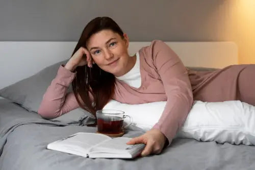 Understanding the Connection Between Hormones and Sleep Disturbances in Women