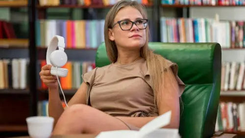 Menopause and Weight Gain: New Research Highlights Biological Drivers