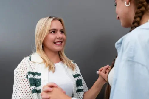 Experts Reassess Timing of Hormone Therapy for Women in Transition