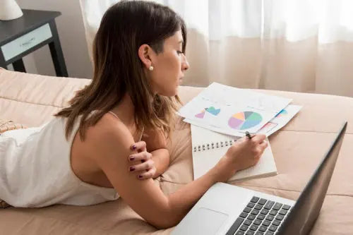 Clear Frameworks for Understanding Hormonal Changes Reduce Information Overload