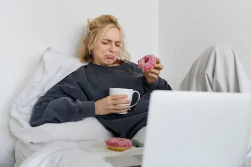 Nutrition and Sleep Patterns Linked to Hormonal Regulation in Midlife