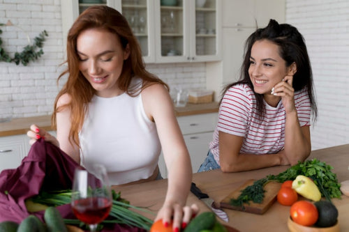 How to Compare Plant-Based Ingredients for Women's Wellness
