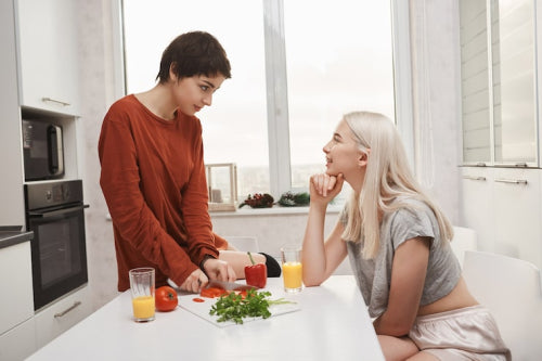 How to Compare Functional Nutrition for PMS and Perimenopause