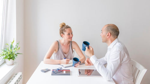 Hormone Therapy vs. Non-Hormonal Options: How Doctors Decide